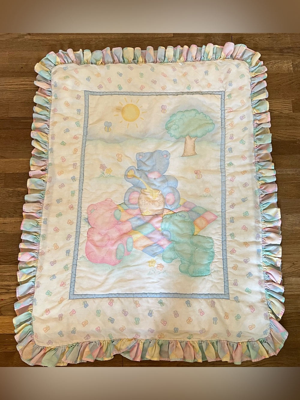 Vintage Baby Blanket Honey Picnic Bees Bedding Crib 90s 1990s